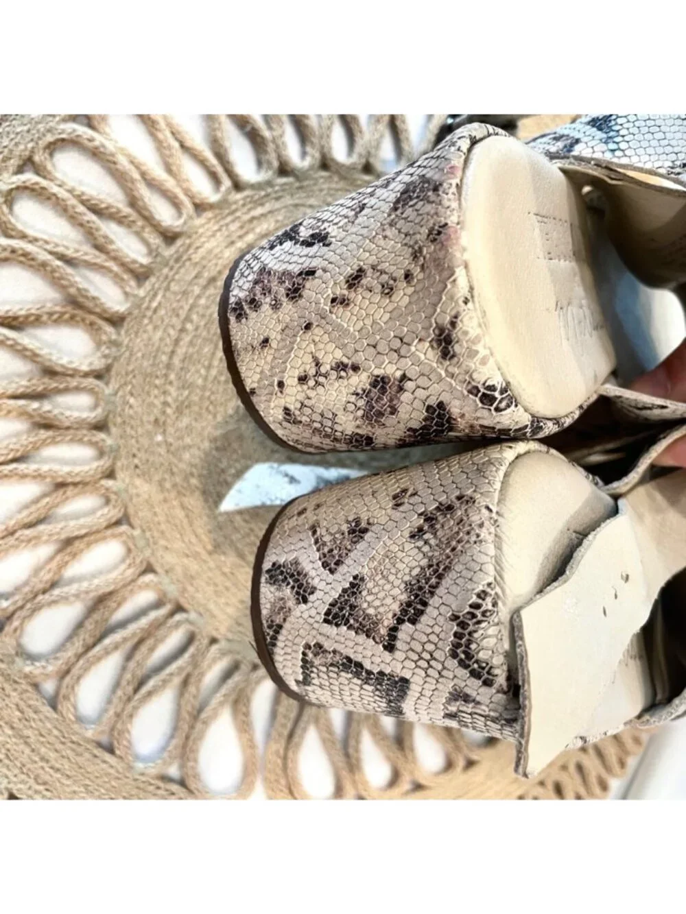 Matisse x AmuseSociety Runway Platform Sandal in Snakeskin Size 9